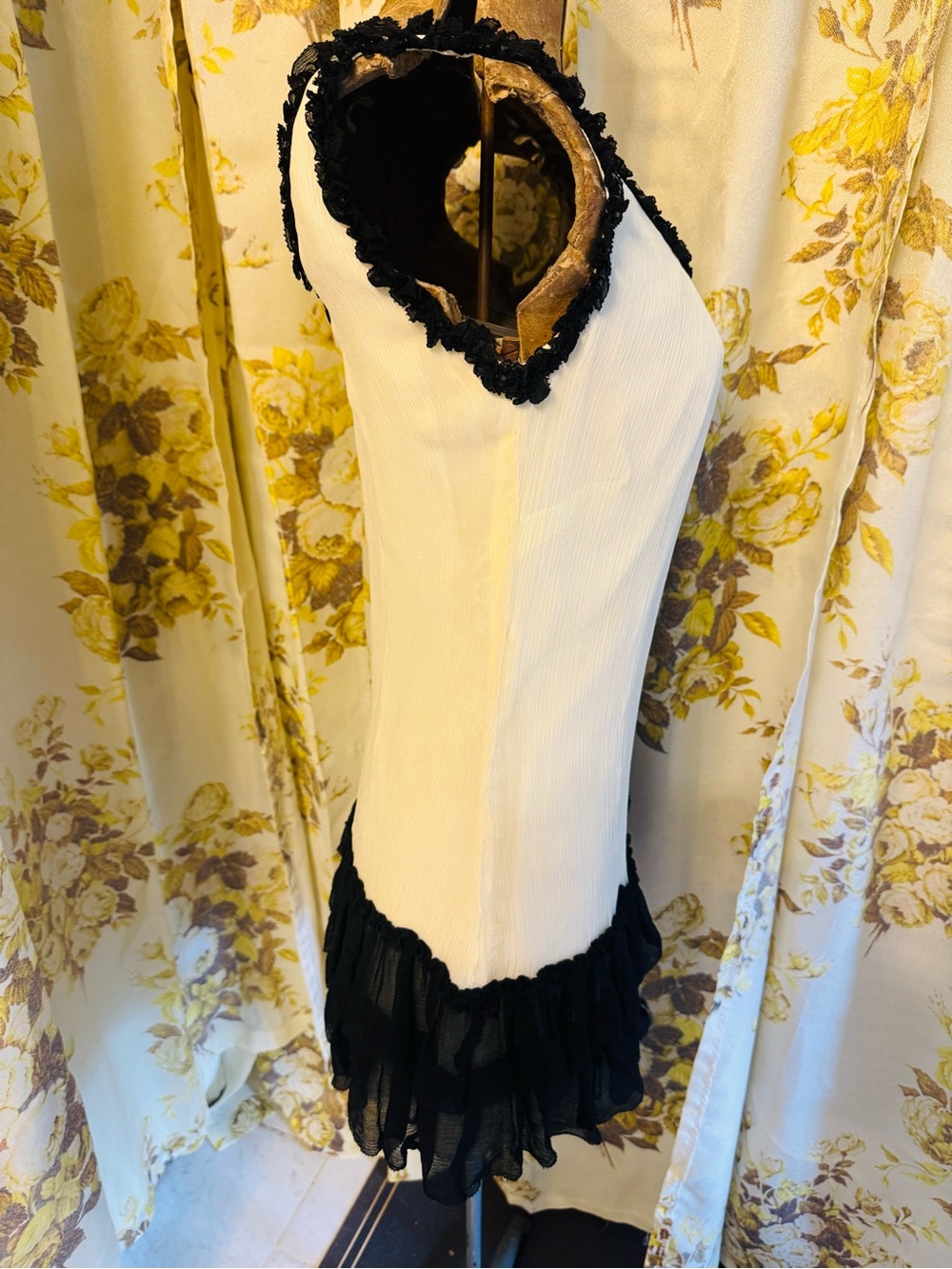 Betsey Johnson Vintage Dress - Picture 5 of 7